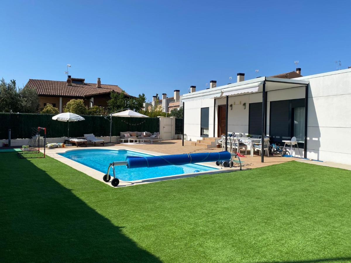 Vila Casa Hugo Olite Exteriér fotografie